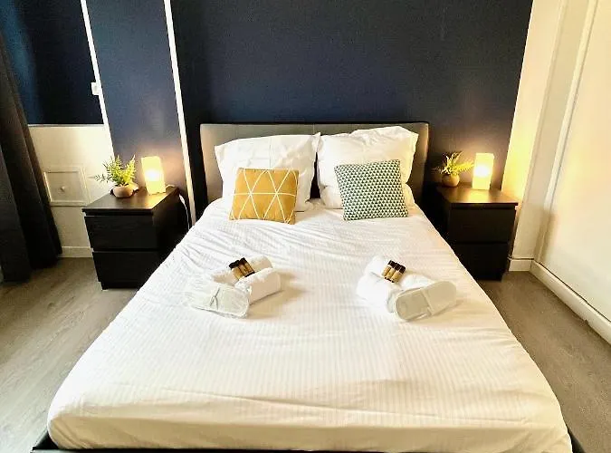 Giansar Yourhosthelper Appartement